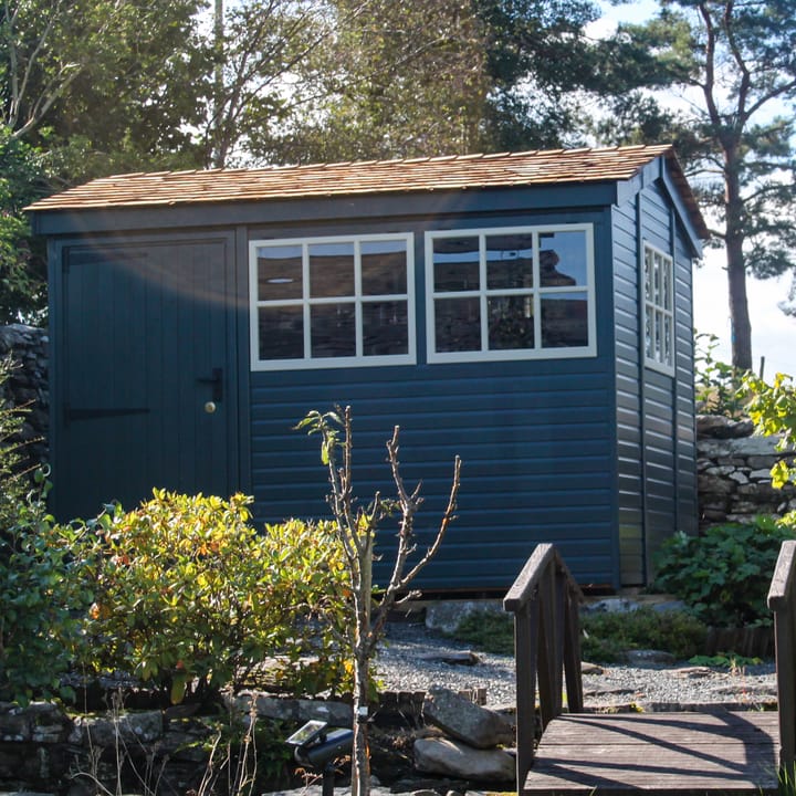 This 10ft x 8ft Heavy Duty Pavilion Apex is constructed in Cedar cladding. There are a number of optional upgrades pictured including; 'Green Black' painted finish, cedar shingle roof and Georgian windows upgrade.