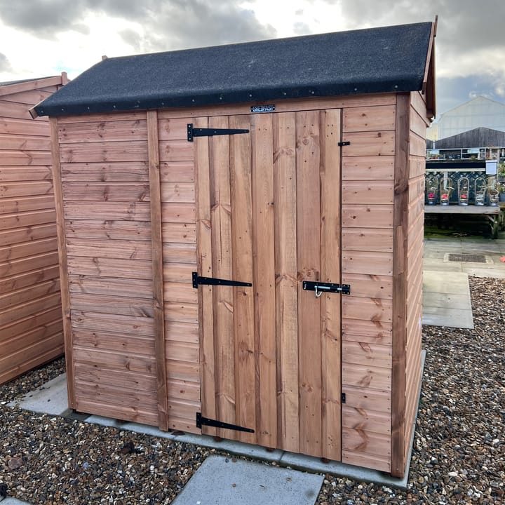 The Shedfast Apex shed is available in a range of sizes to suit all. 
Pictured here is the 4ft x 6ft model. The interchangeable windows and doors mean they can be positioned in any combination to suit your needs. The door is positioned on the side of this shed, but can easily be fitted in the gable end.

Black roofing felt is supplied as standard and the double pane windows are toughened safety glass with a pvc bottom cill.