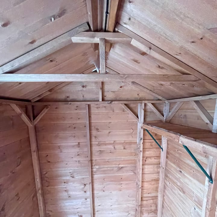 Our unique roof trusses are used every 4ft. Providing a rigid and strong support for the roof panels. The roof truss can also be used to store plant canes or light long handled garden equipment, where the shed has more than one roof truss.