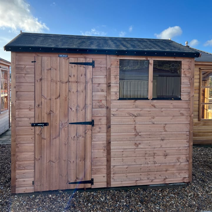 The Shedfast Apex shed is available in a range of sizes to suit all. 
Pictured here is the 6ft x 8ft model. The interchangeable windows and doors mean they can be positioned in any combination to suit your needs. The door is positioned in the side of this shed, but can easily be fitted to the gable end.

Black roofing felt is supplied as standard and the double pane windows are toughened safety glass with a pvc bottom cill.