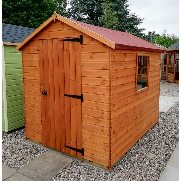 This 6ft x 8ft Bewdley Apex shed has been constructed in Redwood cladding. Red felt has been chosen for this particular building, but you can choose to have Black or Green felt should you prefer. A single opening window is included as standard with the Bewdley range as pictured.