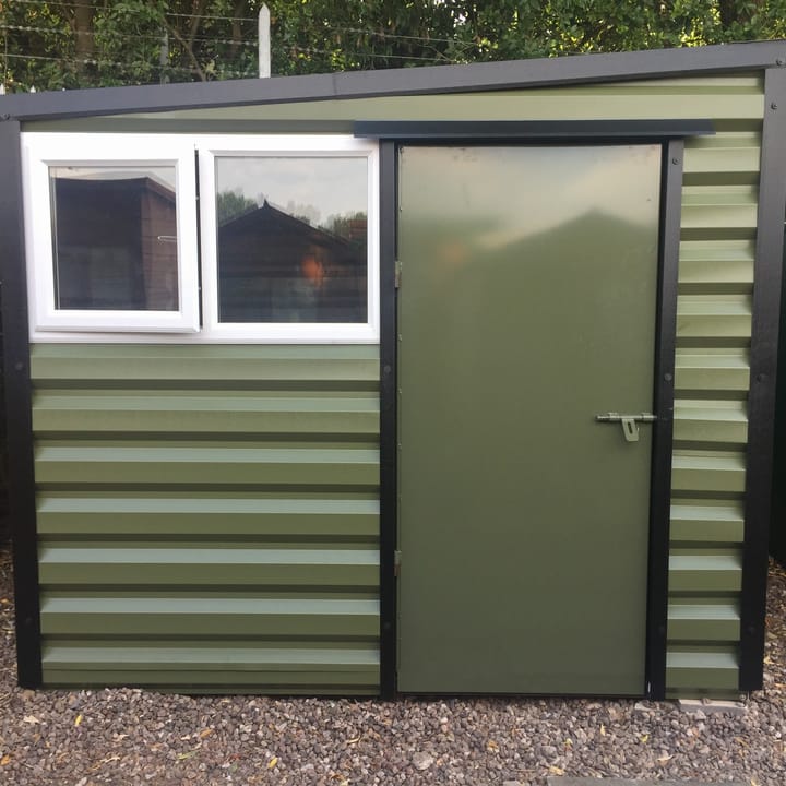 This Lifelong Pent is 8ft wide x 7ft deep and is finished in Olive colour. The door can be positioned on either the left or the right and can be hinged on either side.