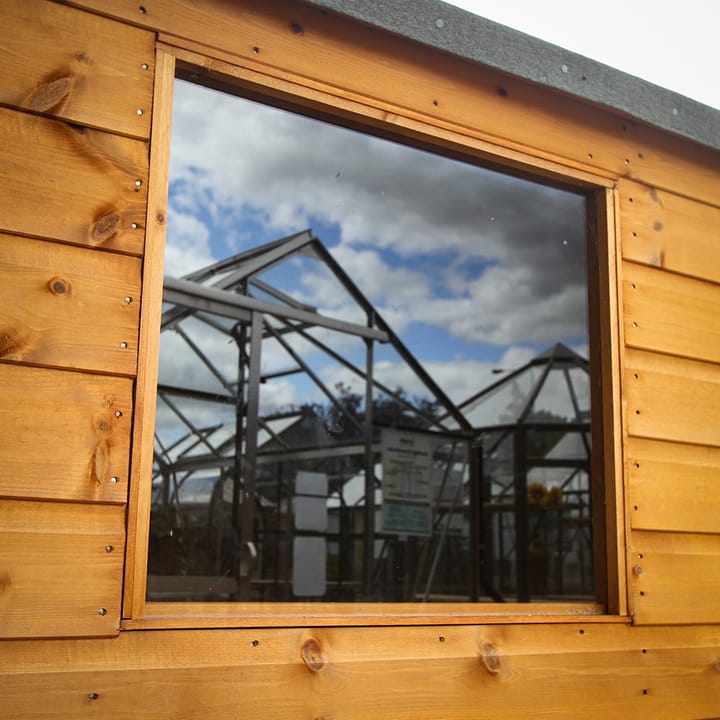 All Bewdley sheds include a fixed window as standard, as shown here. Sheds 10ft and wider on the Bewdley Apex range and the Bewdley Corner range include 2 fixed windows as standard. You can choose to upgrade the glass from floating glass to toughened safety glass for extra security and safety.