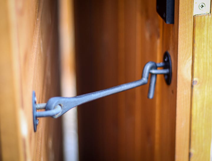 A door hook and eye is supplied with every Malvern heavy duty shed. These help to keep the door pinned open, rather than potentially slamming shut with a breeze.