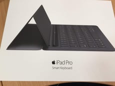 Apple iPad Pro 12.9 Smart Keyboard - NEW / BNIB / BOXED