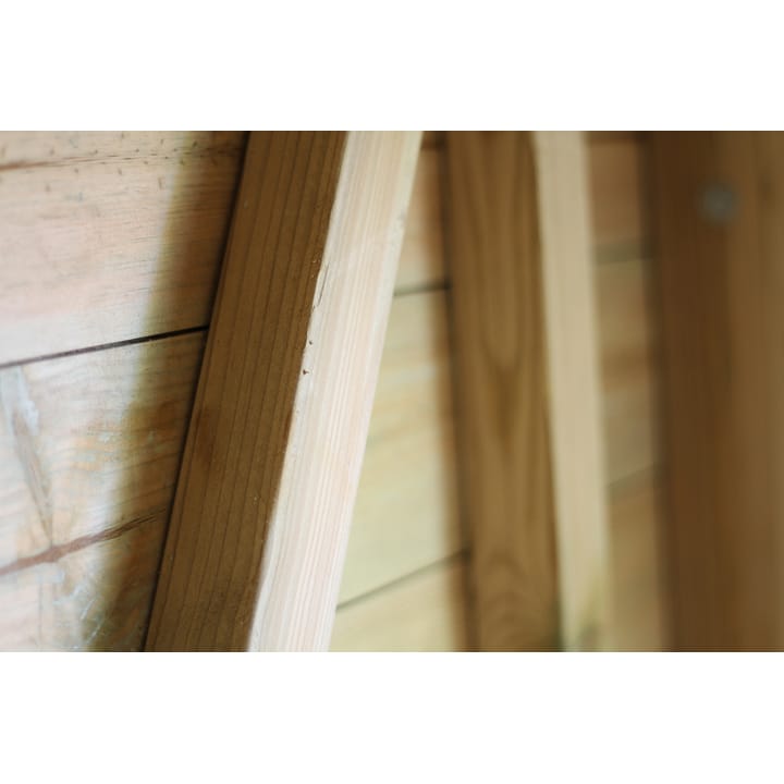 Malvern Stanford and Holt sheds have 2inch x 2inch framing throughout. This is exceptionally strong and gives structural rigidity to the whole building making it resistant to bad weather and ensuring many years of trouble free use.