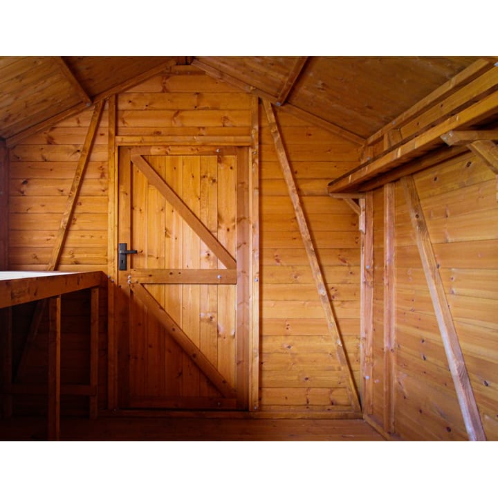 This interior view illustrates the diagonal bracing in the gable end section and side panel - Without these the front of the building would go out of square and the doors wouldn't open properly. A simple precaution you would think but one which isn't featured on many competitors' buildings.