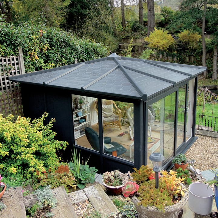 Enjoy uninterrupted views of your garden in the Nordic Madison Corner Hipped