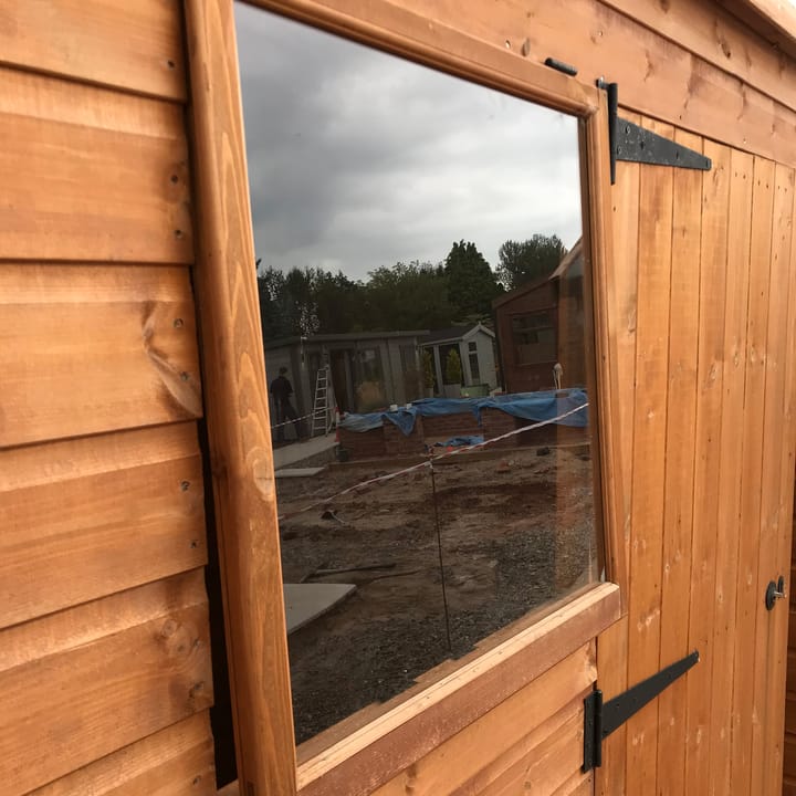 All Bewdley sheds include an opening window as standard, as shown here. Sheds 10ft and wider on the Bewdley Apex range and the Bewdley Corner range include 2 opening windows as standard. You can choose to upgrade the glass from floating glass to toughened safety glass for extra security and safety.